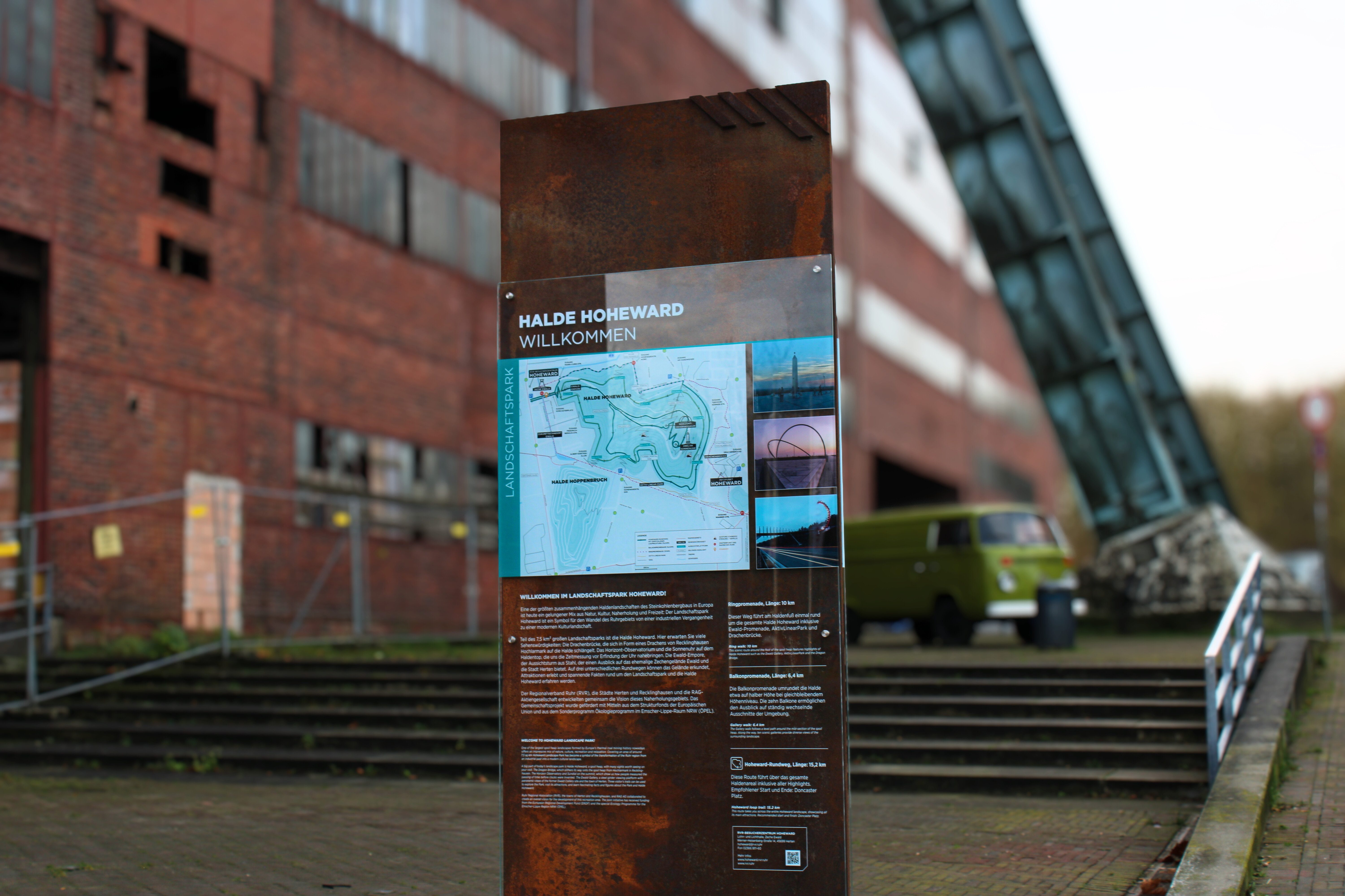 Neue Beschilderung Halde Hoheward